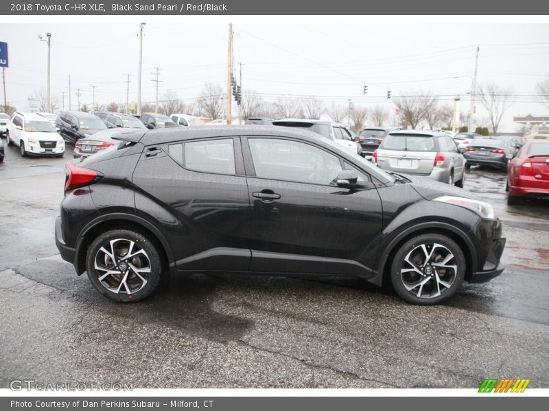 Black Sand Pearl / Red/Black 2018 Toyota C-HR XLE