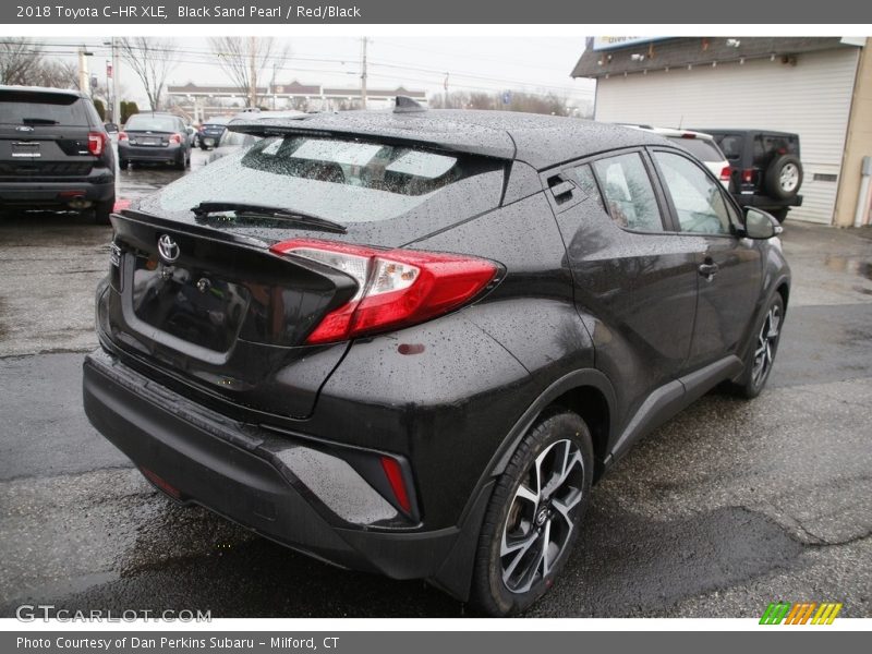 Black Sand Pearl / Red/Black 2018 Toyota C-HR XLE