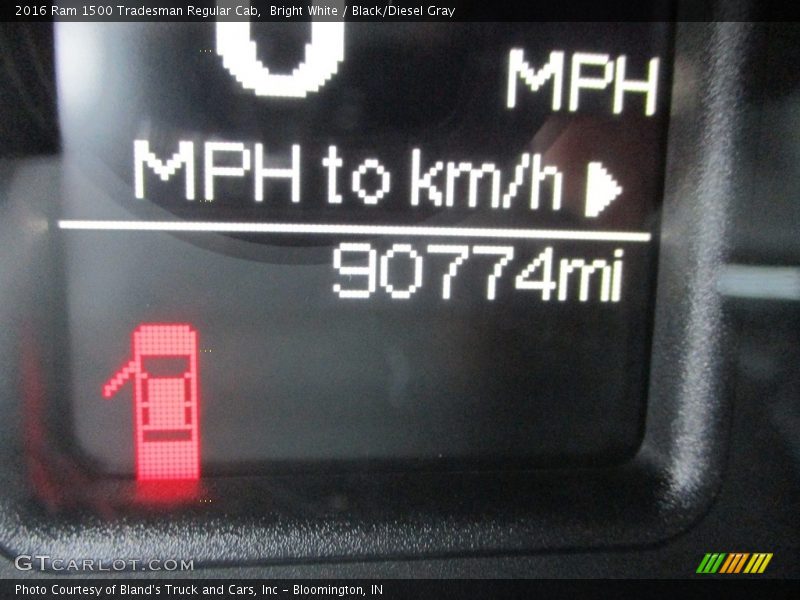 Bright White / Black/Diesel Gray 2016 Ram 1500 Tradesman Regular Cab