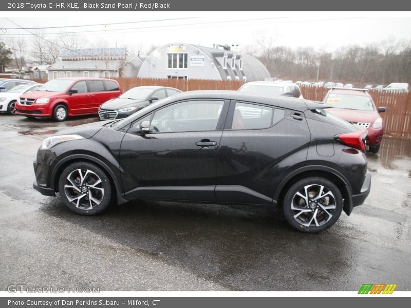 Black Sand Pearl / Red/Black 2018 Toyota C-HR XLE