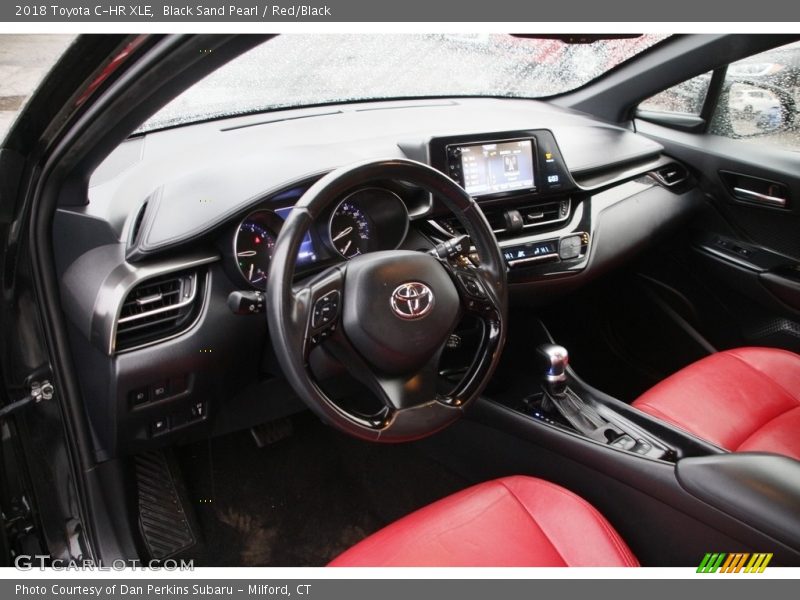 Black Sand Pearl / Red/Black 2018 Toyota C-HR XLE