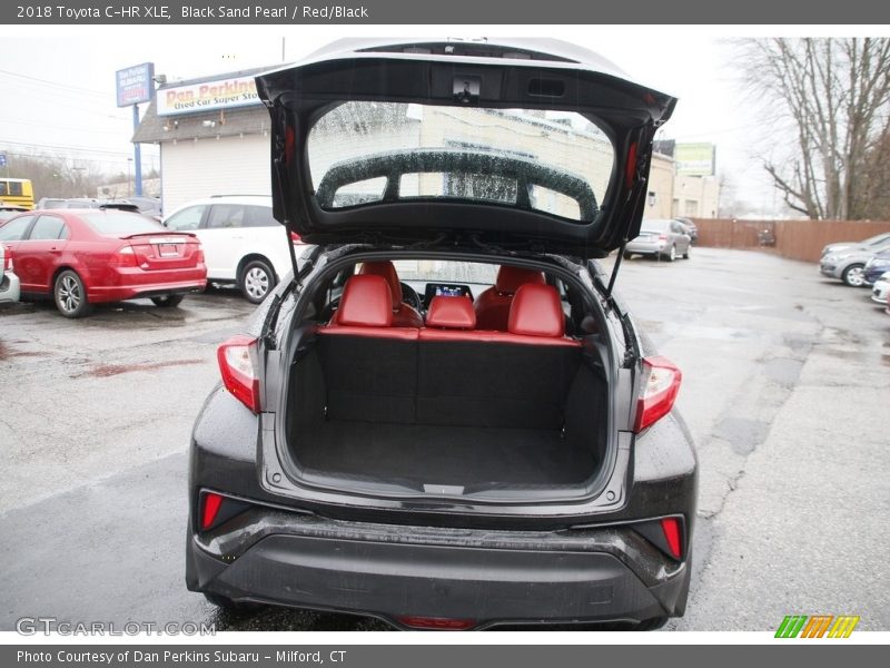 Black Sand Pearl / Red/Black 2018 Toyota C-HR XLE