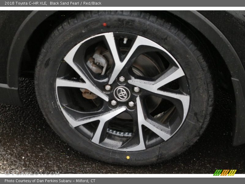 Black Sand Pearl / Red/Black 2018 Toyota C-HR XLE