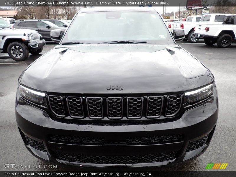 Diamond Black Crystal Pearl / Global Black 2023 Jeep Grand Cherokee L Summit Reserve 4WD