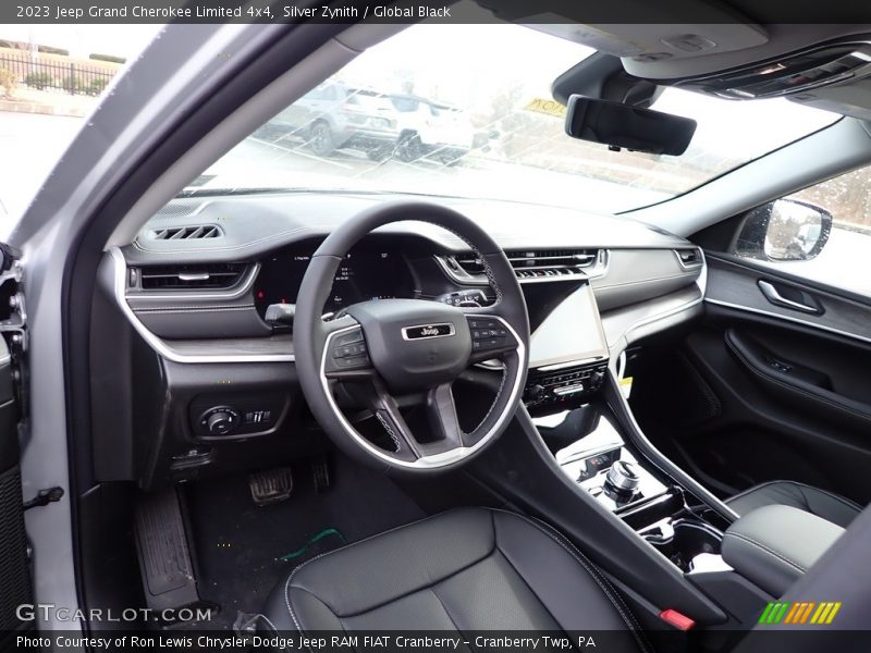 Silver Zynith / Global Black 2023 Jeep Grand Cherokee Limited 4x4