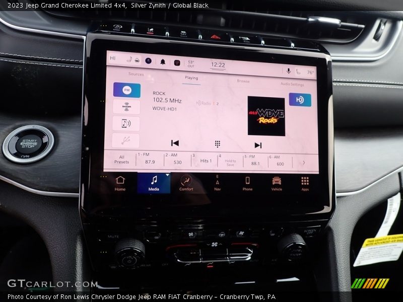 Silver Zynith / Global Black 2023 Jeep Grand Cherokee Limited 4x4