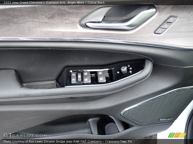Bright White / Global Black 2023 Jeep Grand Cherokee L Overland 4x4