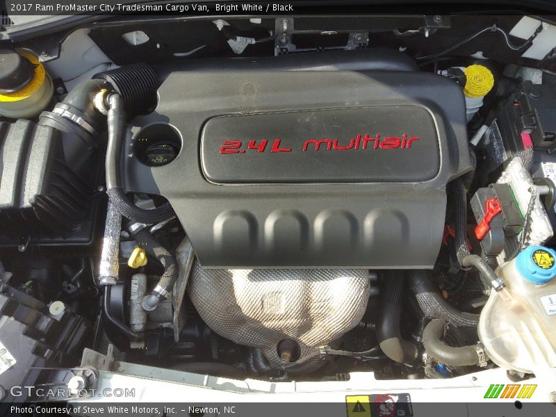 Bright White / Black 2017 Ram ProMaster City Tradesman Cargo Van