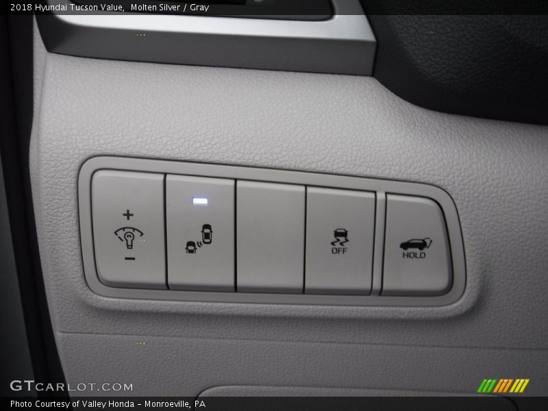 Molten Silver / Gray 2018 Hyundai Tucson Value