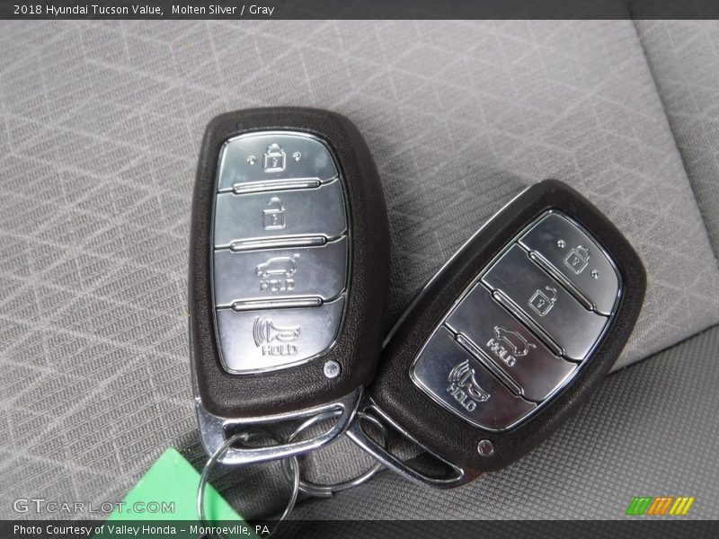 Molten Silver / Gray 2018 Hyundai Tucson Value