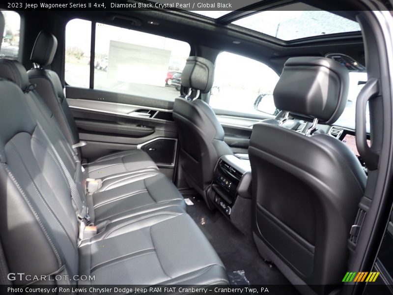 Diamond Black Crystal Pearl / Global Black 2023 Jeep Wagoneer Series II 4x4