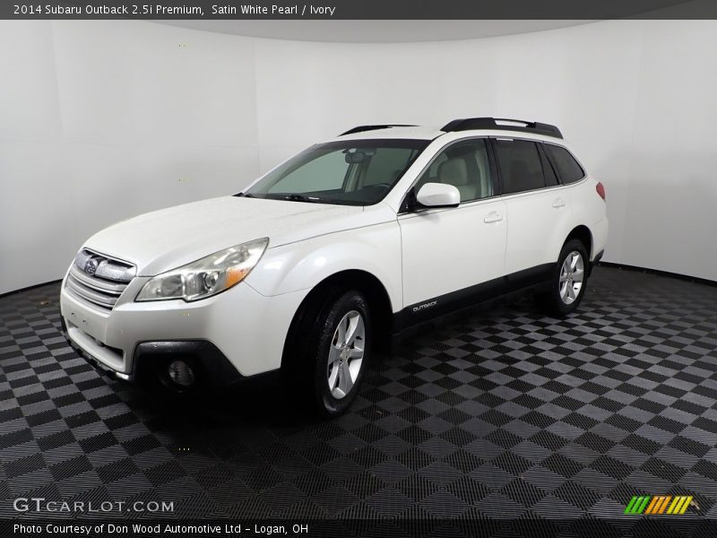 Satin White Pearl / Ivory 2014 Subaru Outback 2.5i Premium
