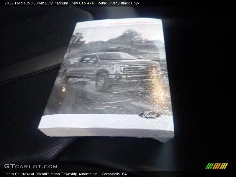 Iconic Silver / Black Onyx 2022 Ford F350 Super Duty Platinum Crew Cab 4x4