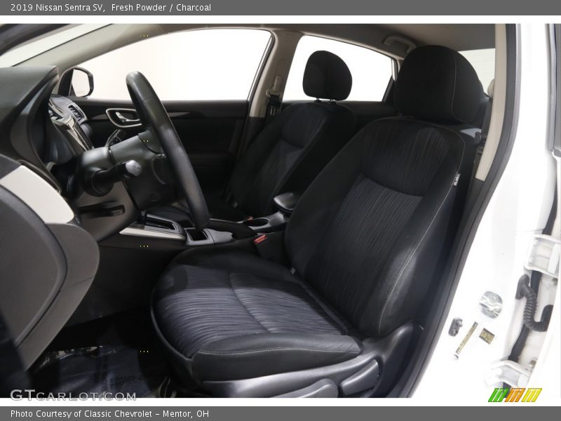 Fresh Powder / Charcoal 2019 Nissan Sentra SV