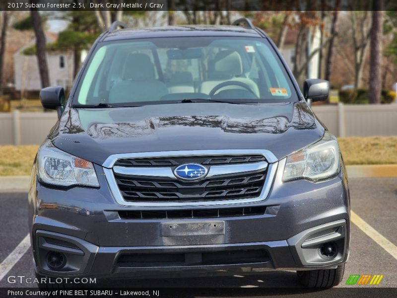 Dark Gray Metallic / Gray 2017 Subaru Forester 2.5i