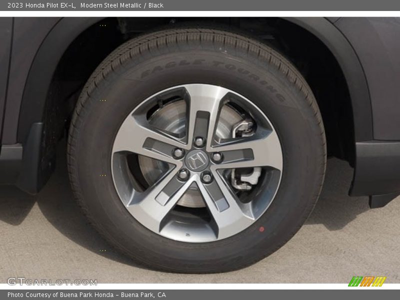  2023 Pilot EX-L Wheel