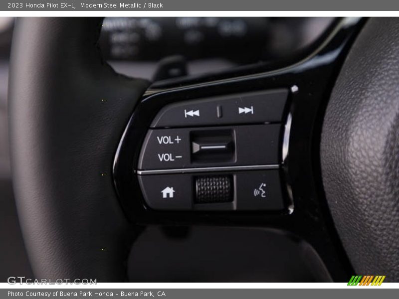  2023 Pilot EX-L Steering Wheel