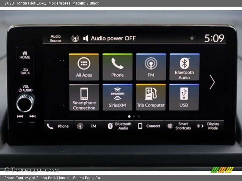 Modern Steel Metallic / Black 2023 Honda Pilot EX-L