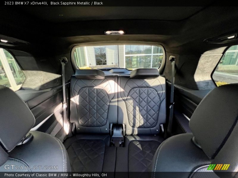 Black Sapphire Metallic / Black 2023 BMW X7 xDrive40i