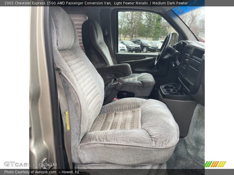 Front Seat of 2003 Express 1500 AWD Passenger Conversion Van