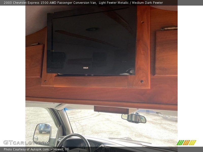 Light Pewter Metallic / Medium Dark Pewter 2003 Chevrolet Express 1500 AWD Passenger Conversion Van