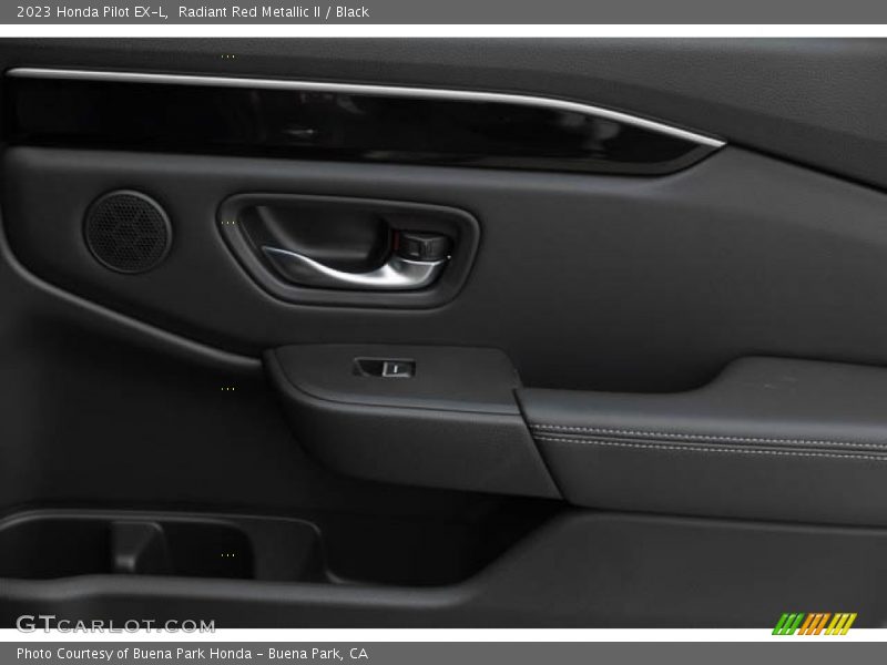 Door Panel of 2023 Pilot EX-L