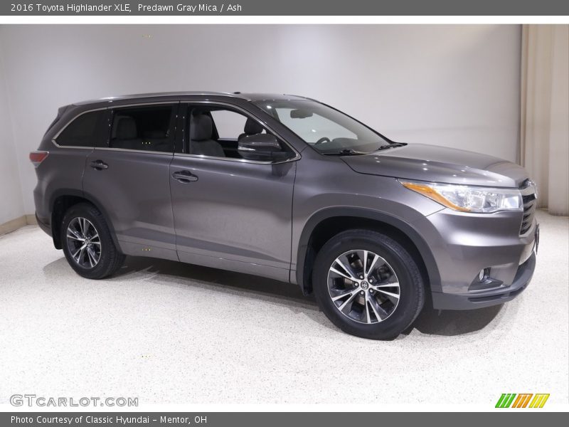 Predawn Gray Mica / Ash 2016 Toyota Highlander XLE