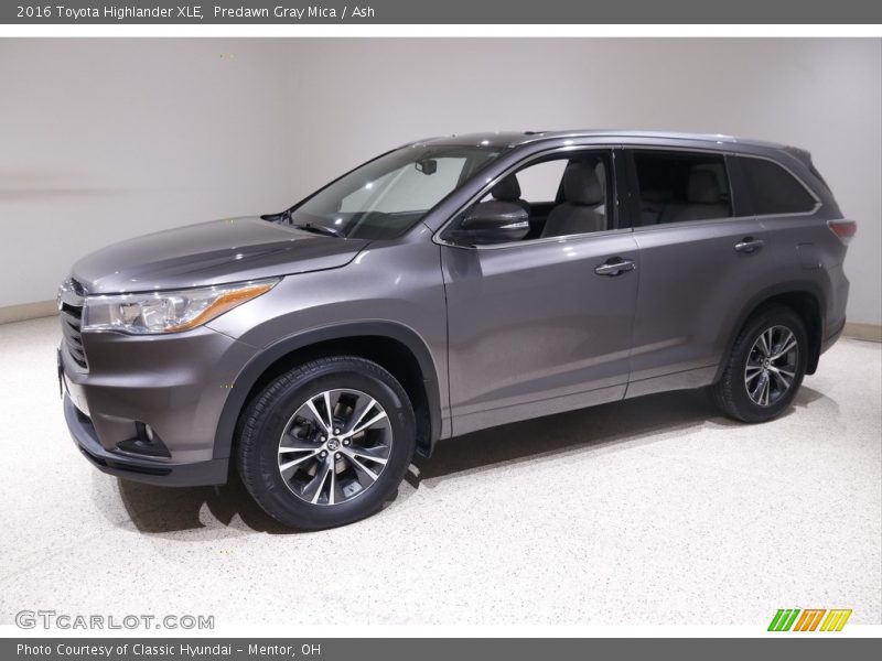 Predawn Gray Mica / Ash 2016 Toyota Highlander XLE