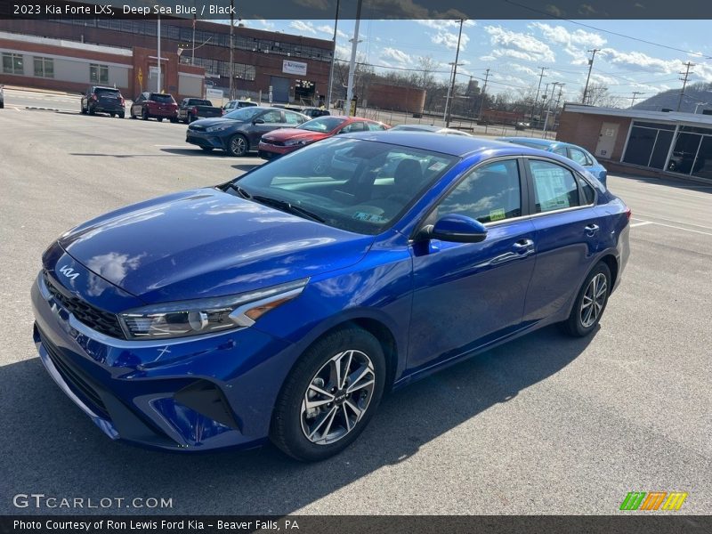 Deep Sea Blue / Black 2023 Kia Forte LXS