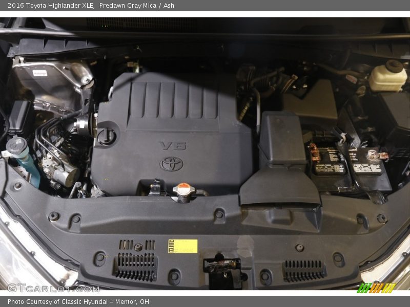 Predawn Gray Mica / Ash 2016 Toyota Highlander XLE