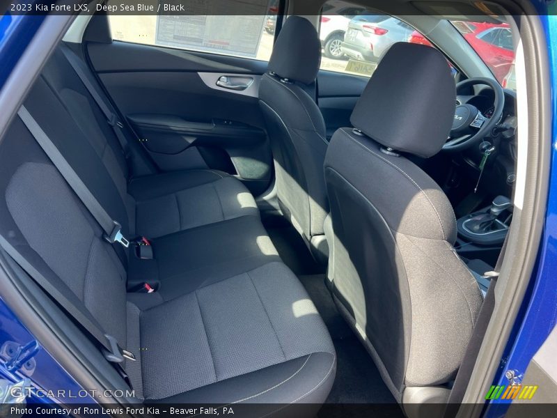 Deep Sea Blue / Black 2023 Kia Forte LXS