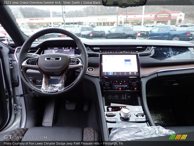 Silver Zynith / Global Black 2023 Jeep Grand Cherokee Summit 4x4