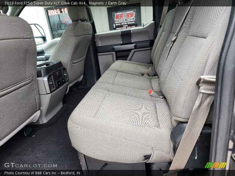 Magnetic / Earth Gray 2019 Ford F250 Super Duty XLT Crew Cab 4x4