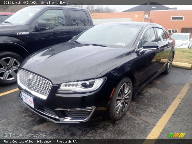 Infinite Black / Ebony 2019 Lincoln MKZ AWD