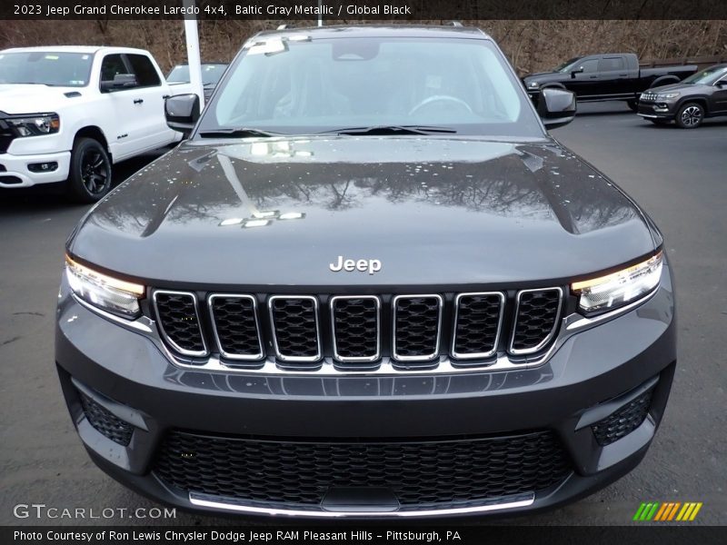 Baltic Gray Metallic / Global Black 2023 Jeep Grand Cherokee Laredo 4x4