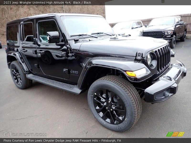 Front 3/4 View of 2023 Wrangler Unlimited High Altitude 4x4