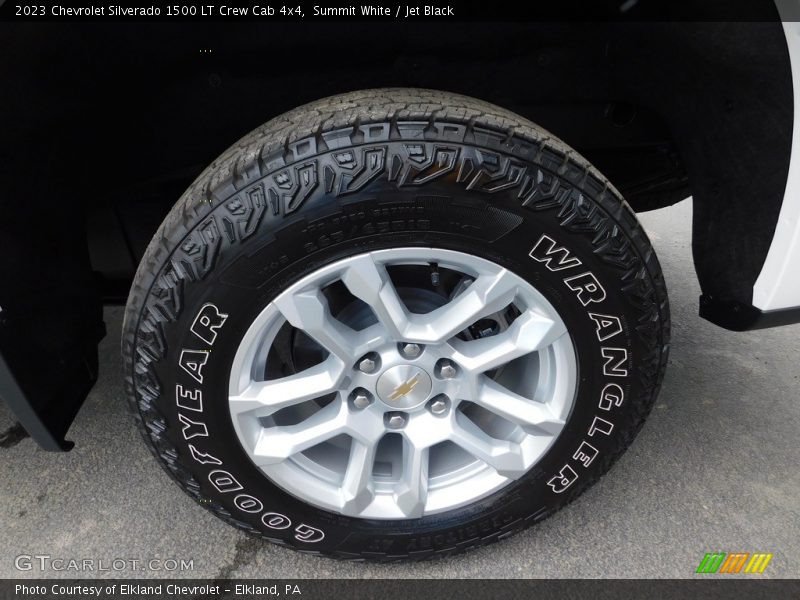 Summit White / Jet Black 2023 Chevrolet Silverado 1500 LT Crew Cab 4x4