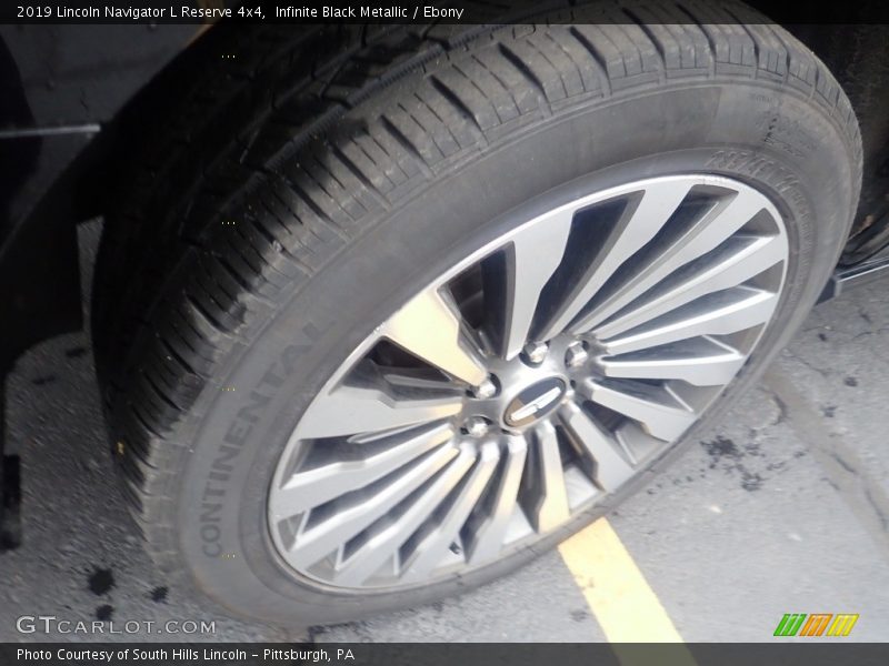 Infinite Black Metallic / Ebony 2019 Lincoln Navigator L Reserve 4x4