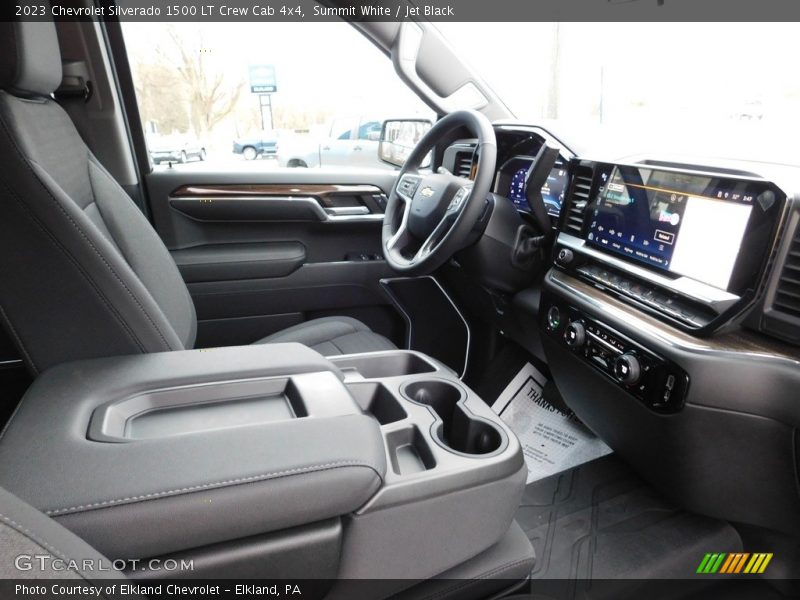 Summit White / Jet Black 2023 Chevrolet Silverado 1500 LT Crew Cab 4x4