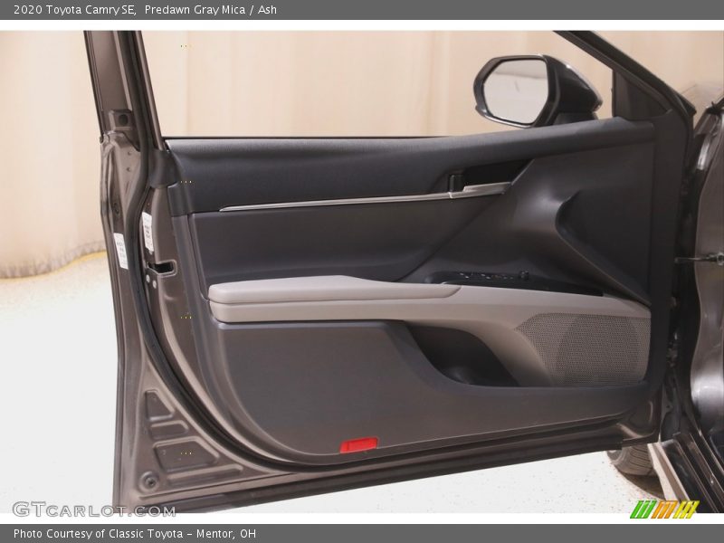 Predawn Gray Mica / Ash 2020 Toyota Camry SE
