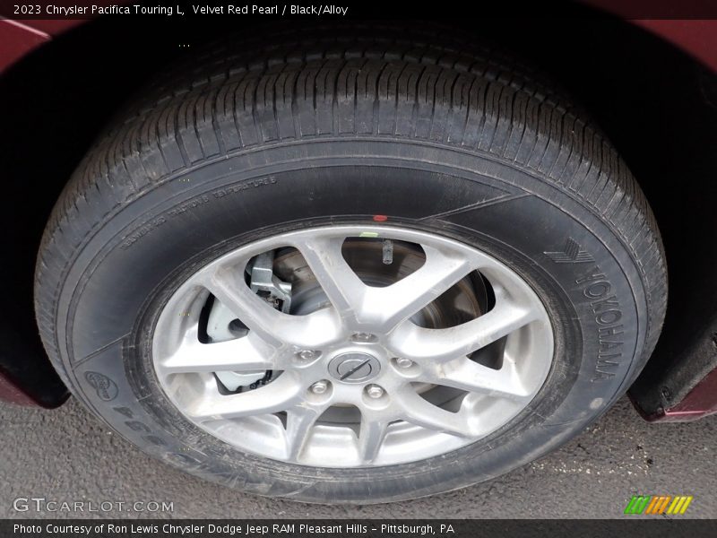 Velvet Red Pearl / Black/Alloy 2023 Chrysler Pacifica Touring L