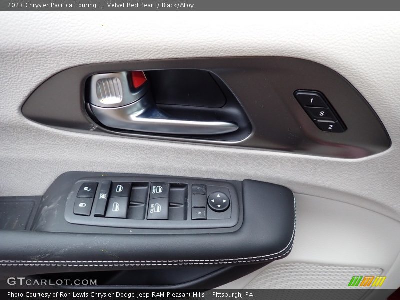 Velvet Red Pearl / Black/Alloy 2023 Chrysler Pacifica Touring L