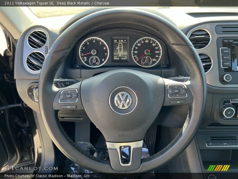 Deep Black Metallic / Charcoal 2011 Volkswagen Tiguan SE