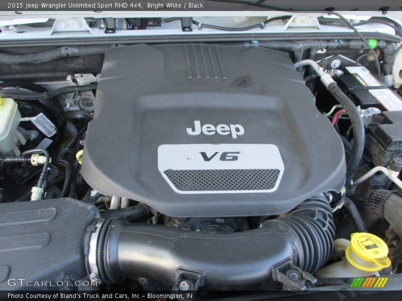 Bright White / Black 2015 Jeep Wrangler Unlimited Sport RHD 4x4