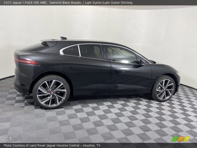 Santorini Black Metallic / Light Oyster/Light Oyster Stitching 2023 Jaguar I-PACE HSE AWD