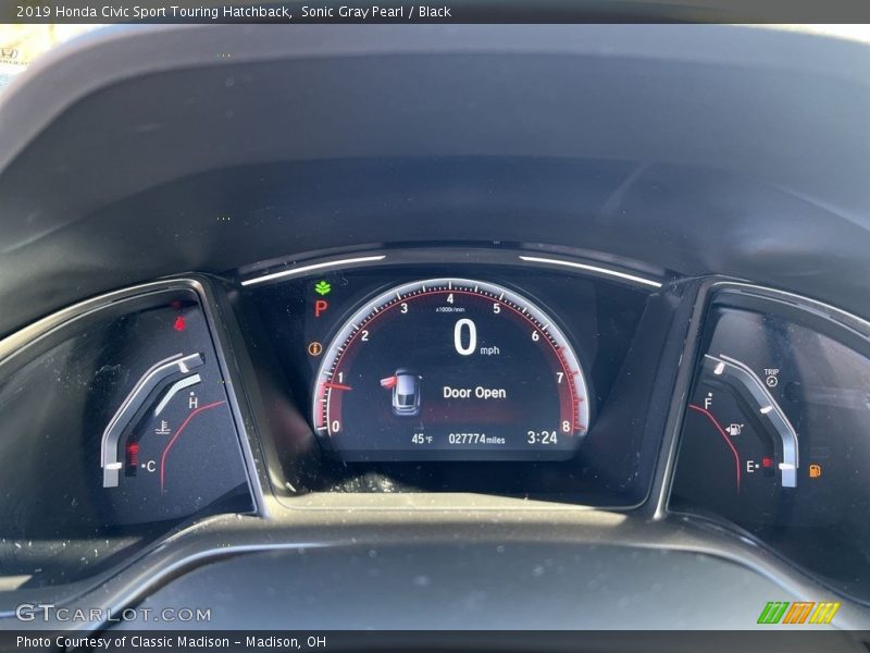 Sonic Gray Pearl / Black 2019 Honda Civic Sport Touring Hatchback