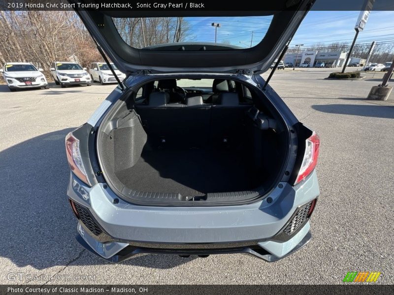 Sonic Gray Pearl / Black 2019 Honda Civic Sport Touring Hatchback