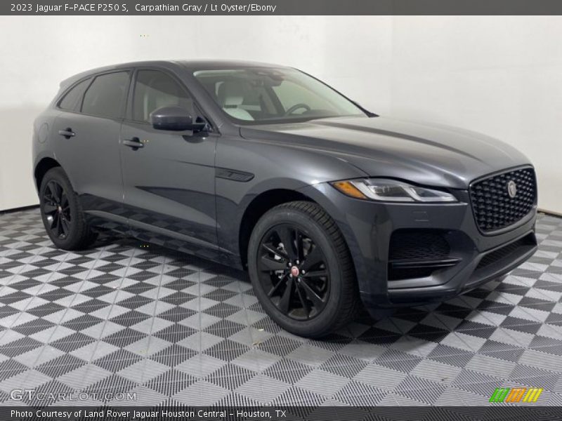 Front 3/4 View of 2023 F-PACE P250 S