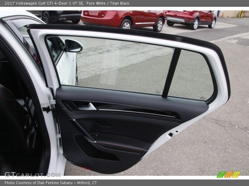 Pure White / Titan Black 2017 Volkswagen Golf GTI 4-Door 2.0T SE