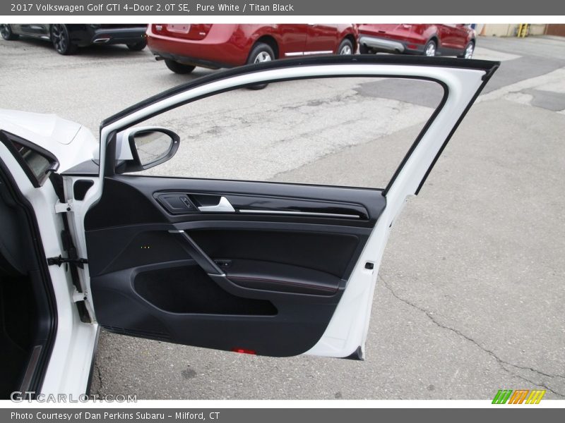 Pure White / Titan Black 2017 Volkswagen Golf GTI 4-Door 2.0T SE